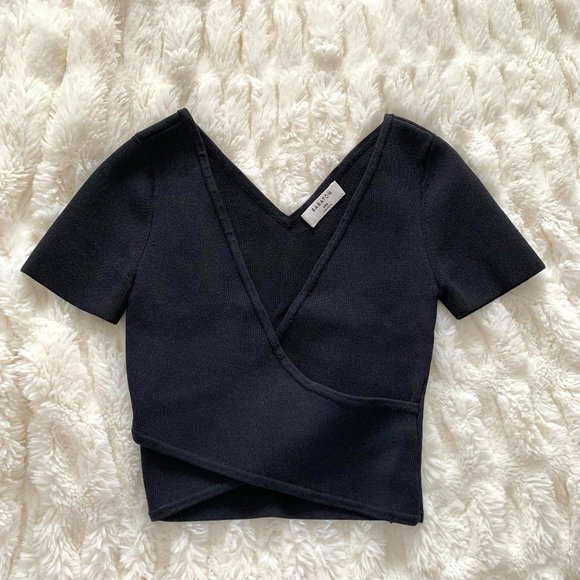 Aritzia Babaton Sculpt Knit Cross-Front Top - Picture 1 of 5